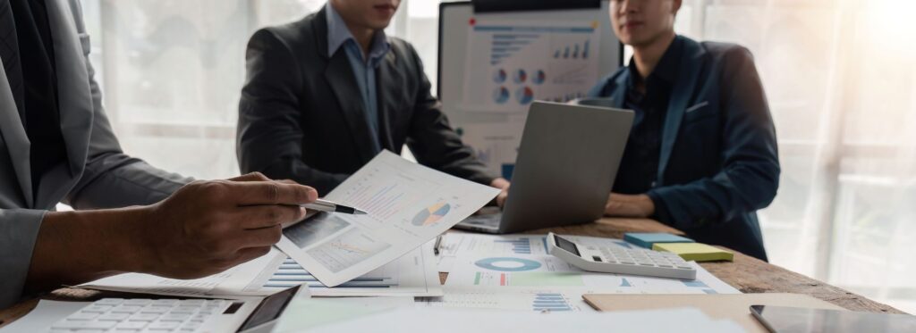 What is a fractional cfo for US startups and small businesses